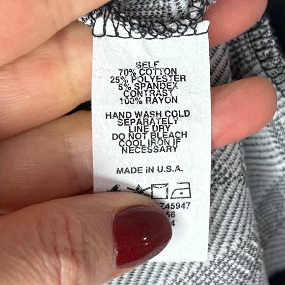 Pleione Geometric Print Shirt Size S Long Sleeves Underlay Back Zipper Layered - Picture 8 of 8